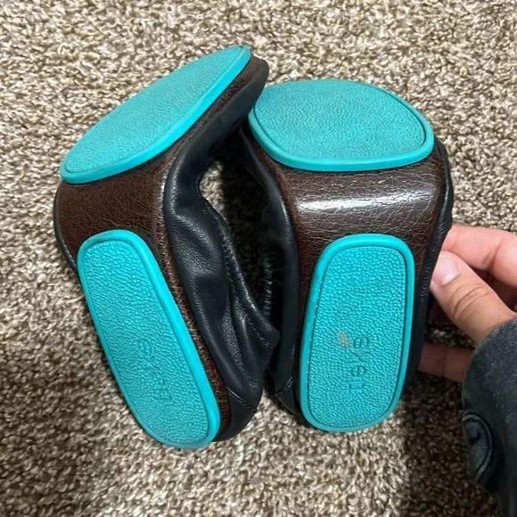 Tieks Flats - Picture 2 of 3
